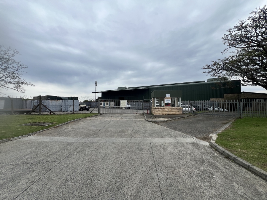 To Let Commercial Property for Rent in Woodbrook Eastern Cape